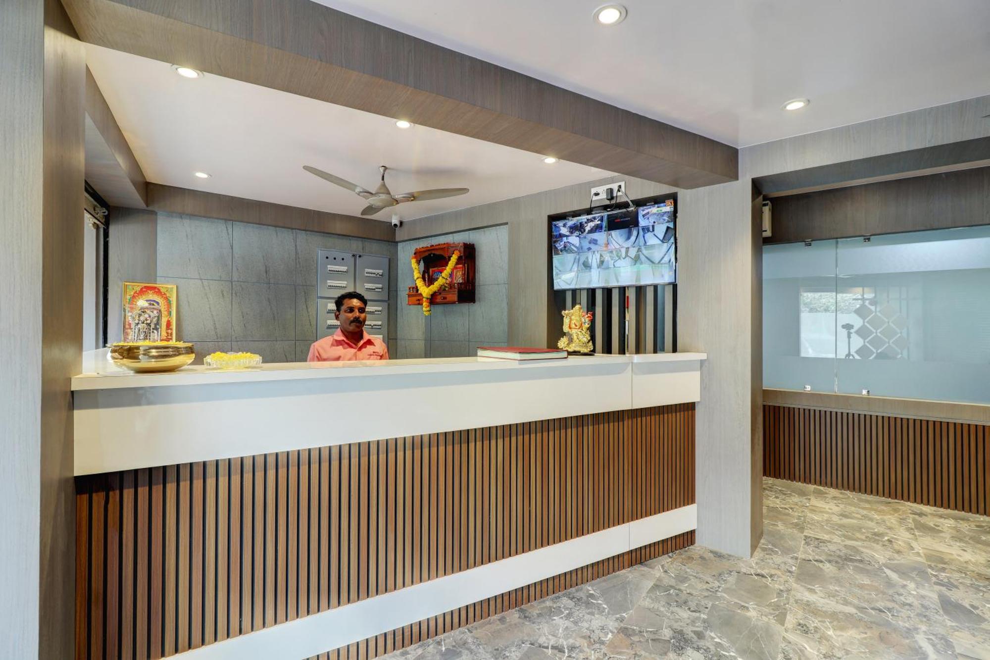 Hotel Shree Residency Lodging & Boarding Navi Mumbai Exterior photo