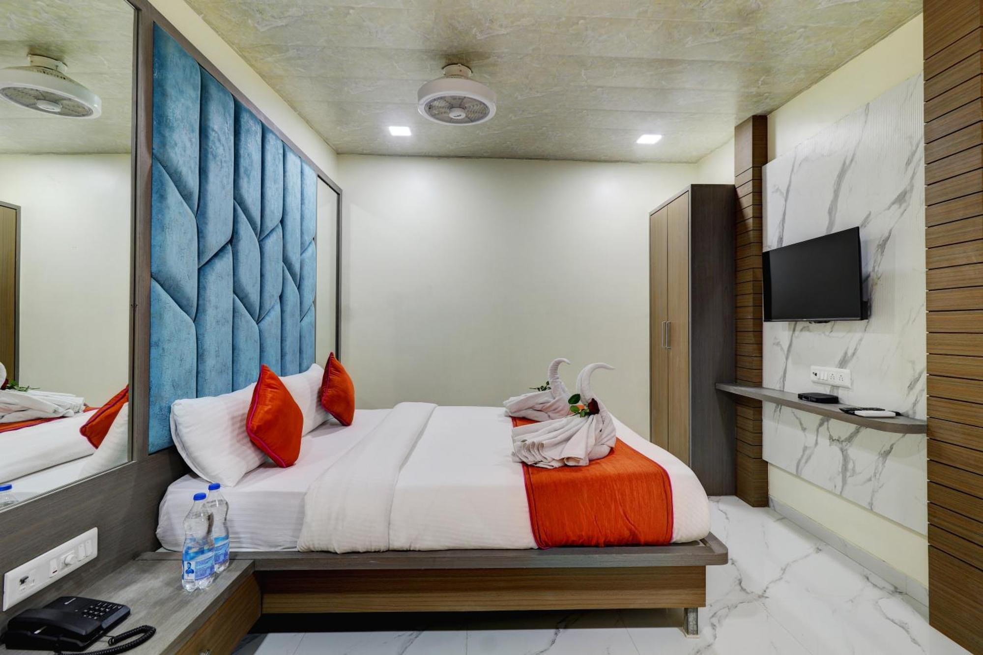 Hotel Shree Residency Lodging & Boarding Navi Mumbai Exterior photo