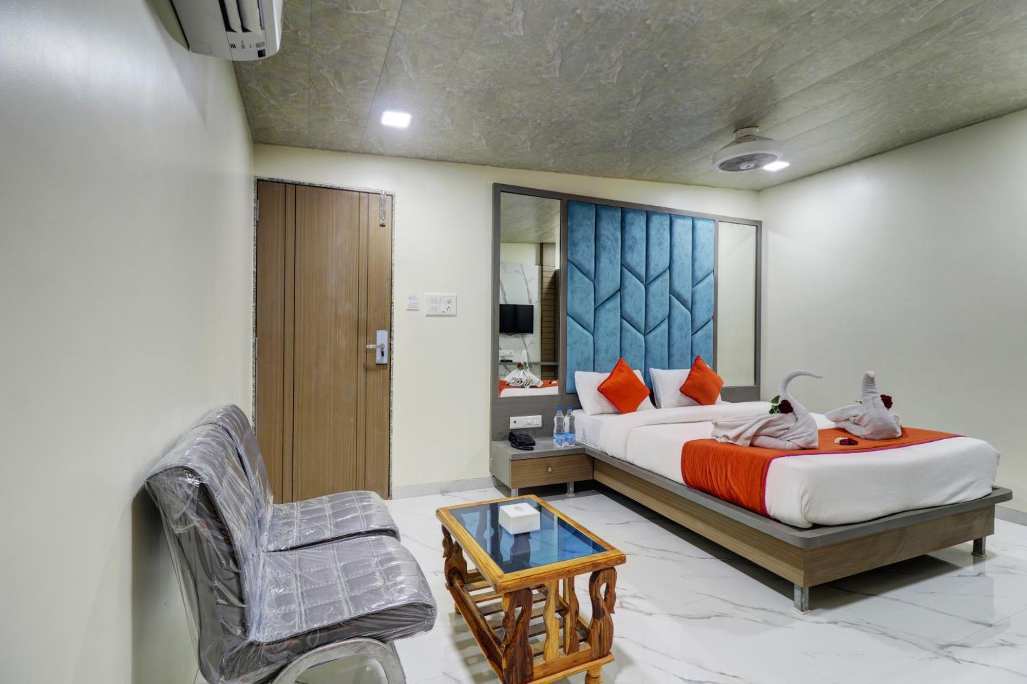 Hotel Shree Residency Lodging & Boarding Navi Mumbai Exterior photo