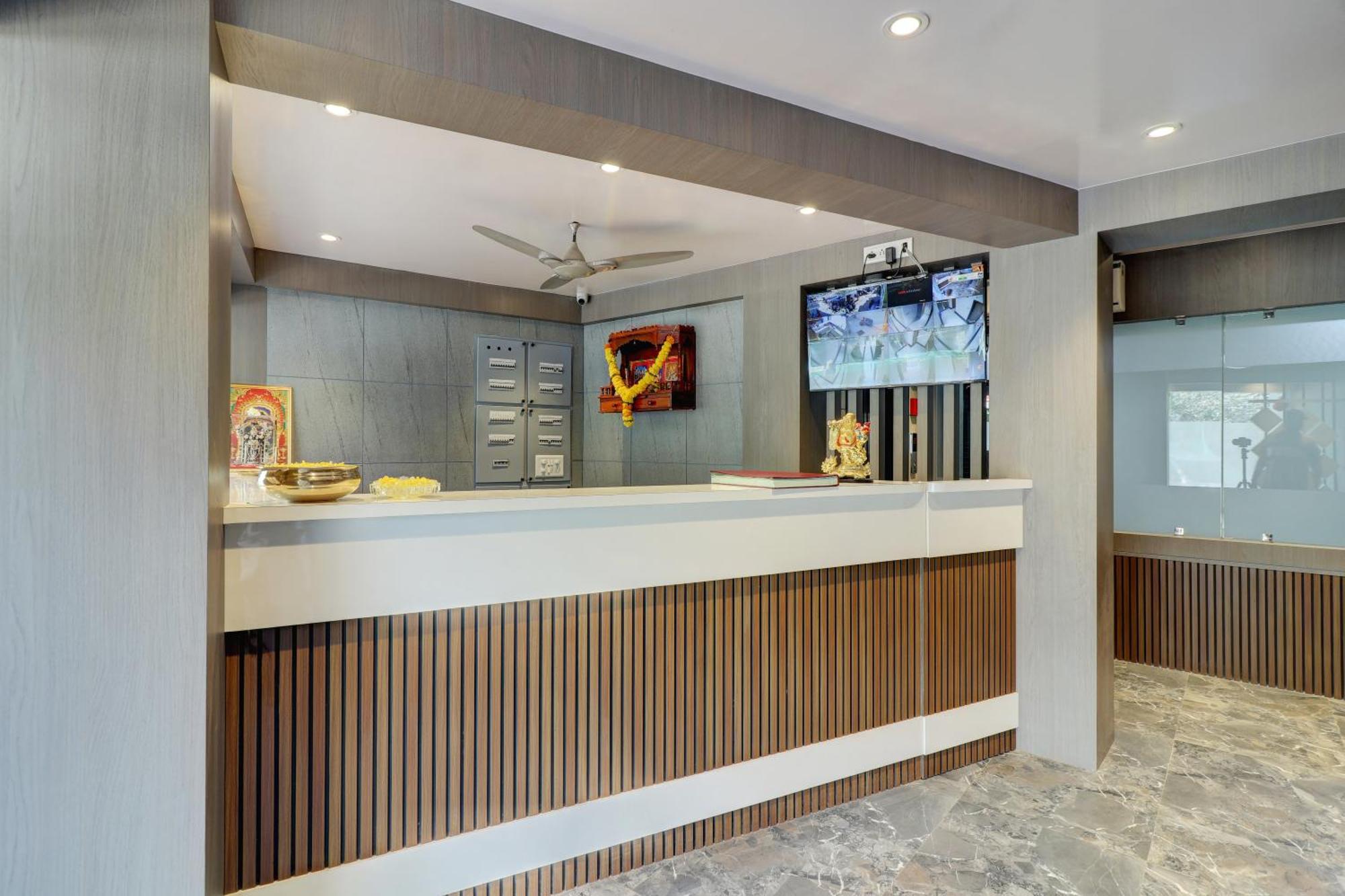 Hotel Shree Residency Lodging & Boarding Navi Mumbai Exterior photo